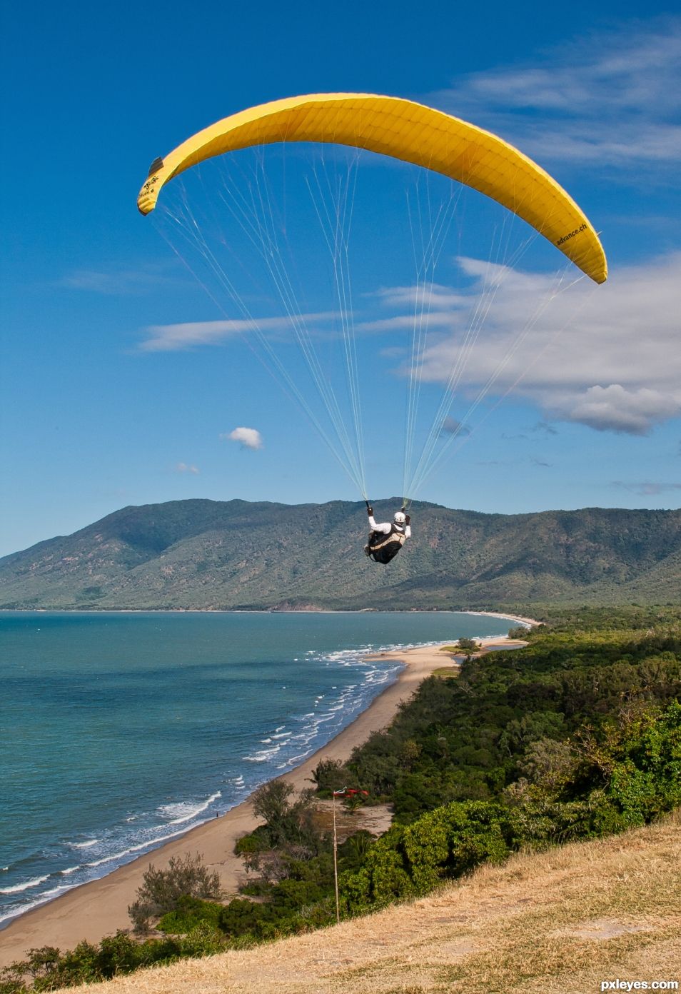 Hang-glider