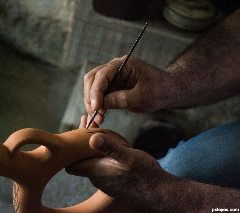 Painting hands