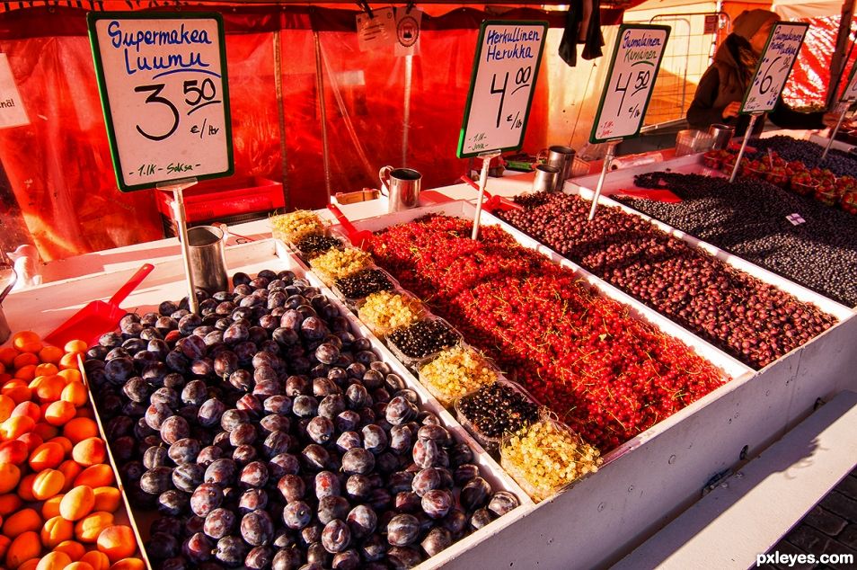 Berries Market in Helsinki