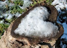 Snow heart