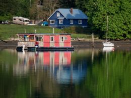 Alternative Houses