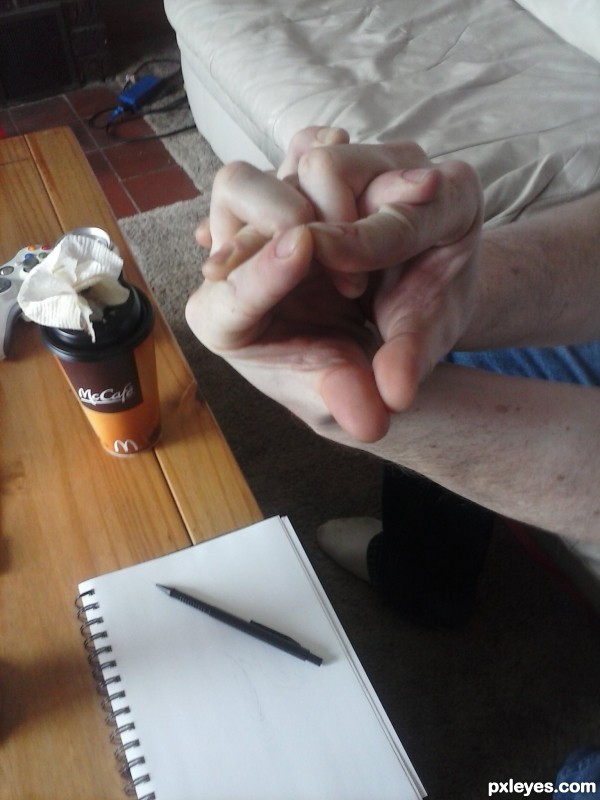 Creation of Hands in the shape of a frog.: Step 2
