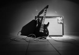 Guitar in the dark. Picture