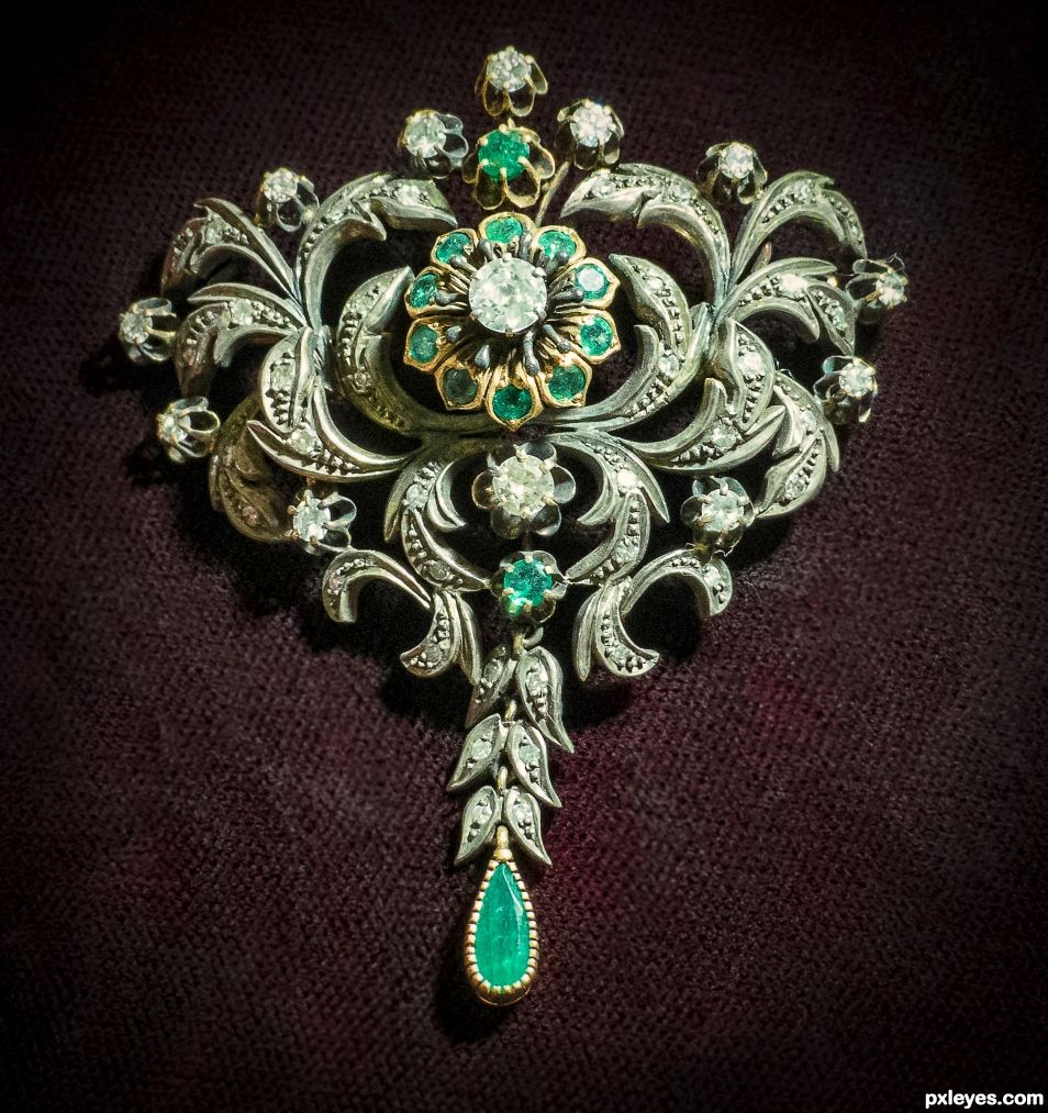 Ottoman brooch