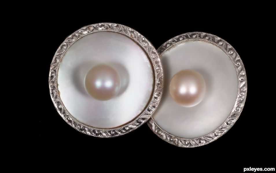 Antique pearl earrings 