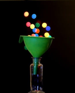 Funnel with bokeh