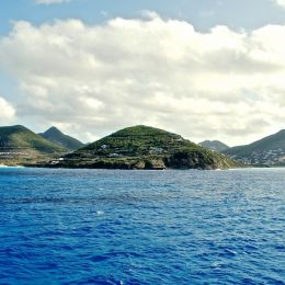 Three Mountains in the Caribbean  Picture