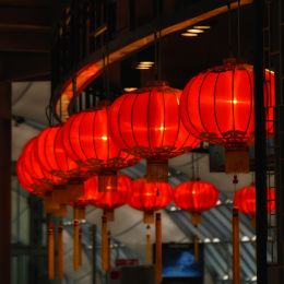 Lanterns Aglow glow