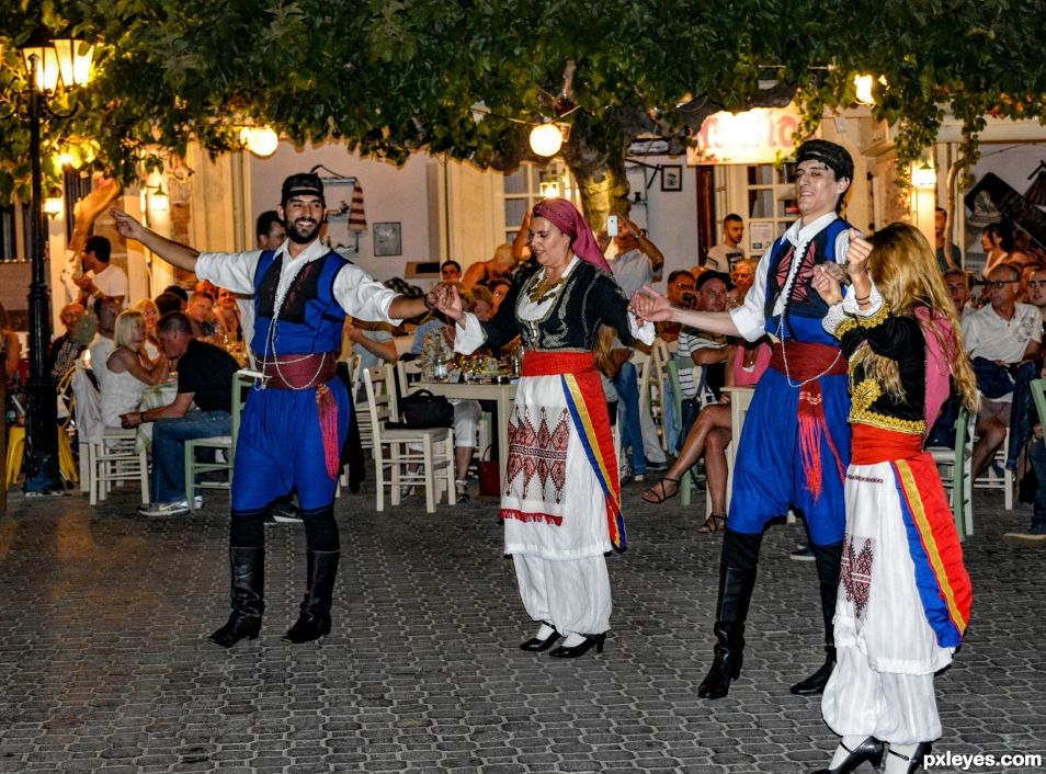 Cretan Dancers