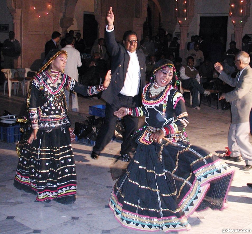 Entry number 107706 Dancers, Bikaner, Rajastahn