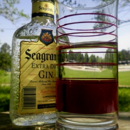 Boozebottle