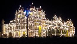  palace lighting