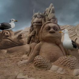 SandSculpturesandSeagulls