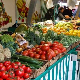 FruitandVegmarketstall