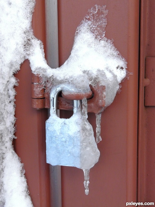 icy padlock