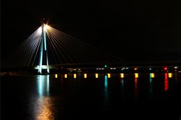 Trainbridge over the Donau