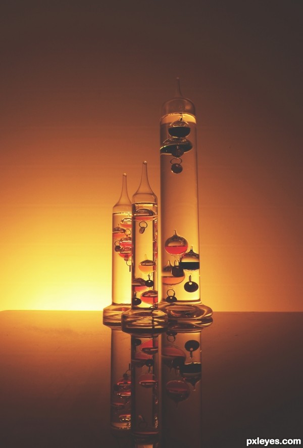 Galileo thermometer