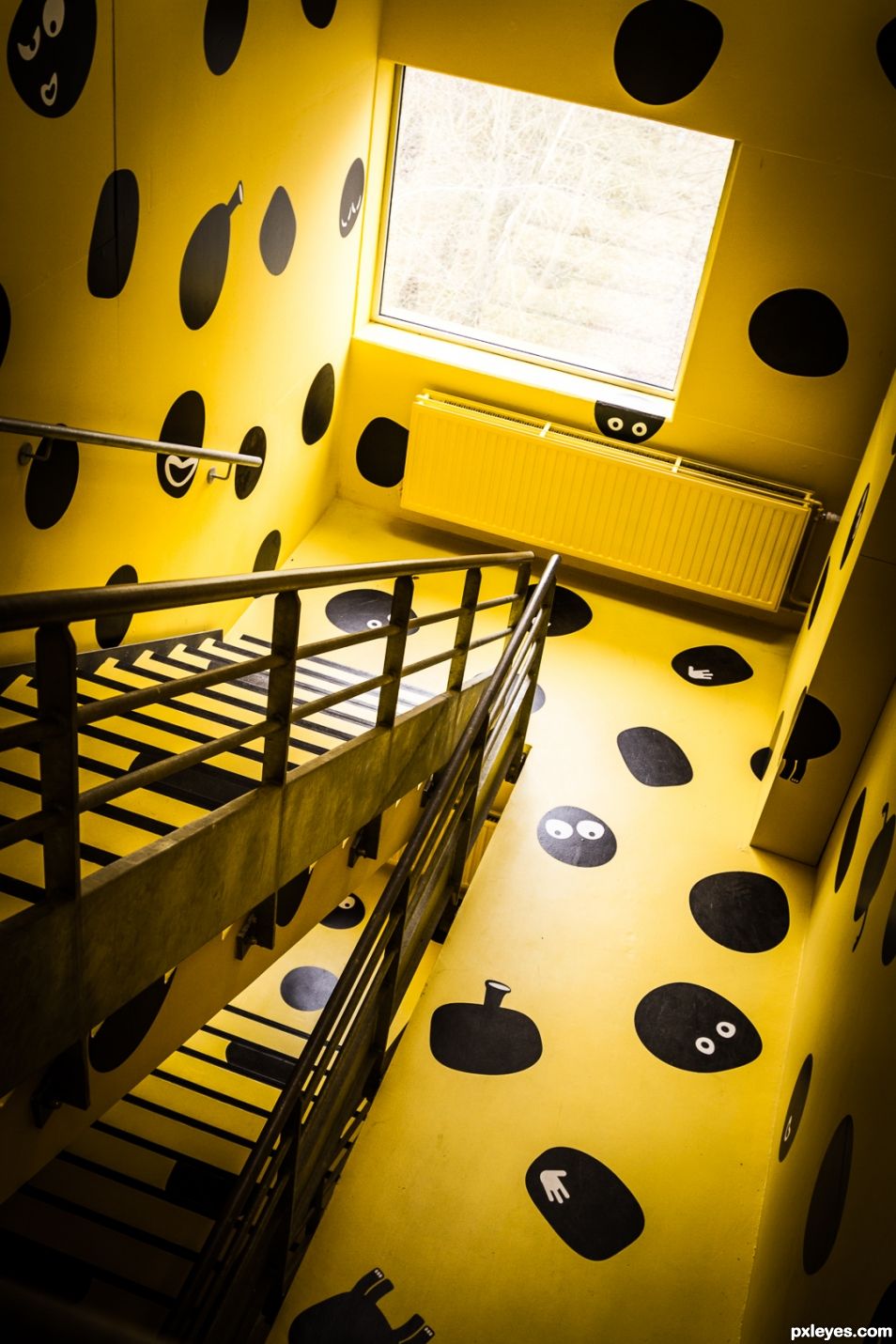 The yellow stairway