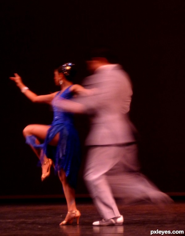 Tango dancers