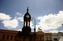 clock and horse