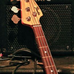 FenderBass