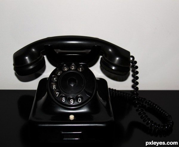 Simple old phone