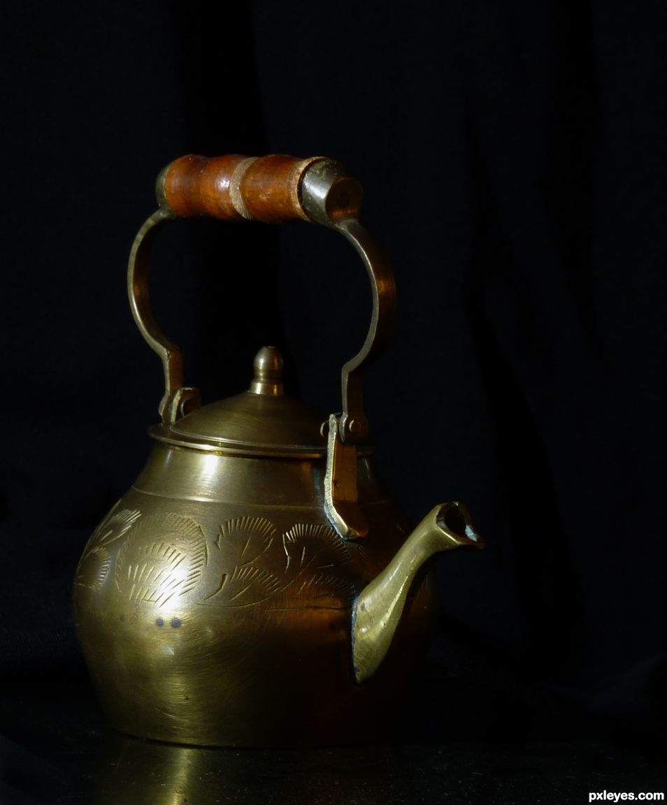 Copper tea pot 