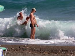 Playinginthesurf