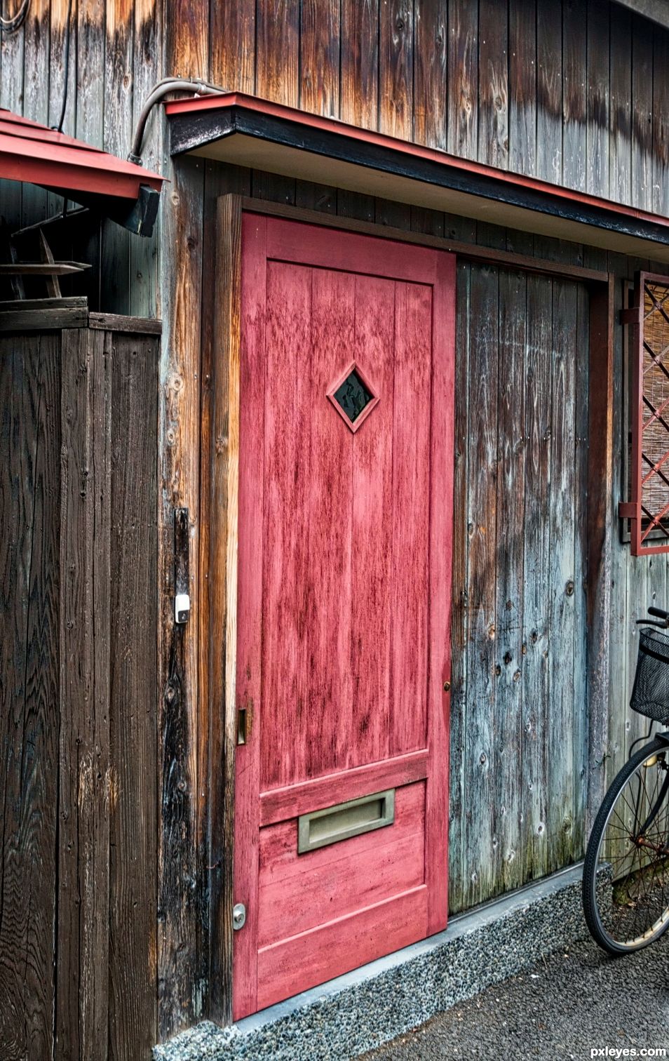 red door