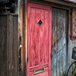 reddoor