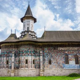 MonasterychurchGuraHumorului