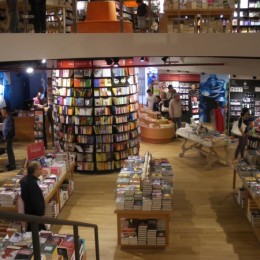 5 floors of books