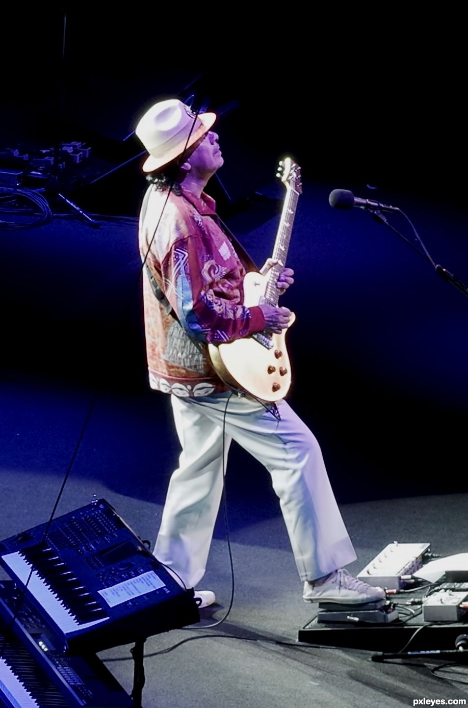 Carlos Santana