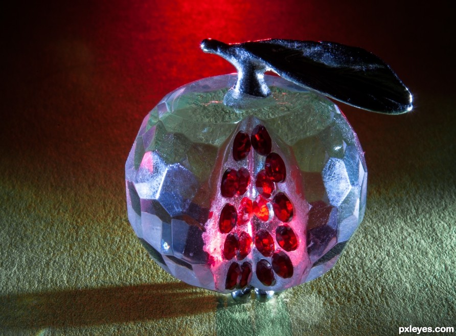  Glass pomegranate
