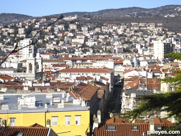 Creation of postcard from Trieste, Italy : Step 2