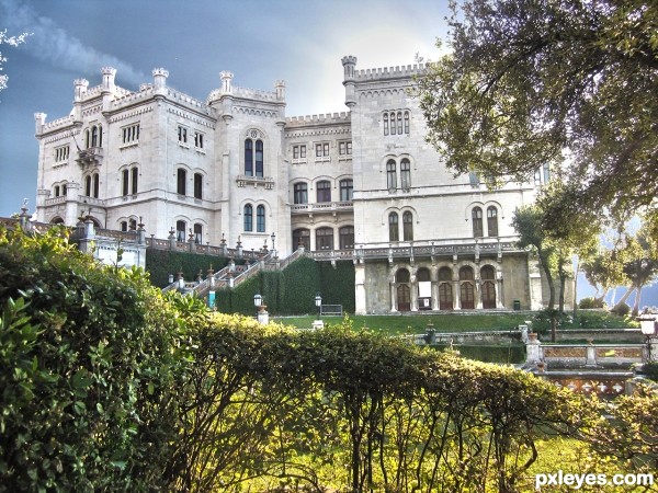 Creation of postcard from Trieste, Italy : Step 4