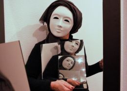 the lady in the mirror.. in the mirror..in the mirror...