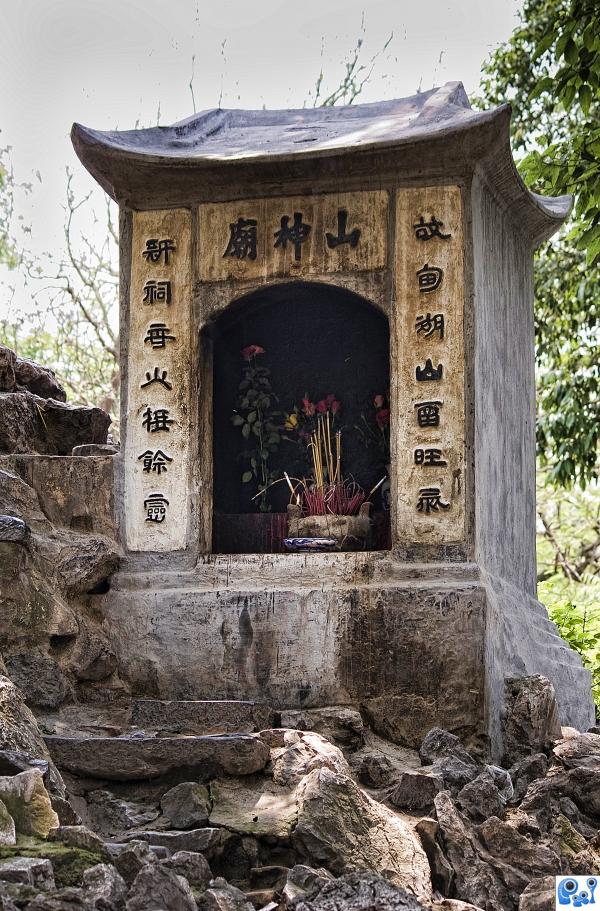 Shrine, Vietnam