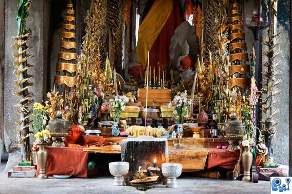 praying corner - Cambodia