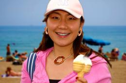 Ice cream at the beach