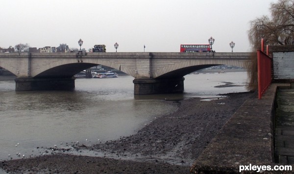 putney bridge on river thames