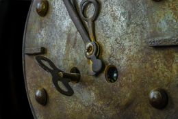 Rusty Metal clock