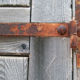 Rustyhinge