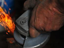 hand versus chop saw