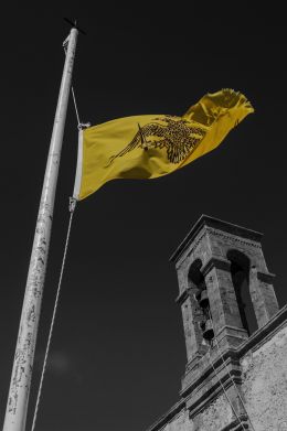 yellow flag 