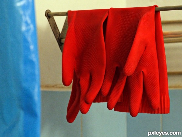 Rubber gloves