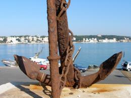 Big anchor