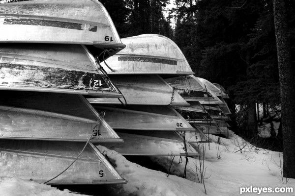 Waiting canoes