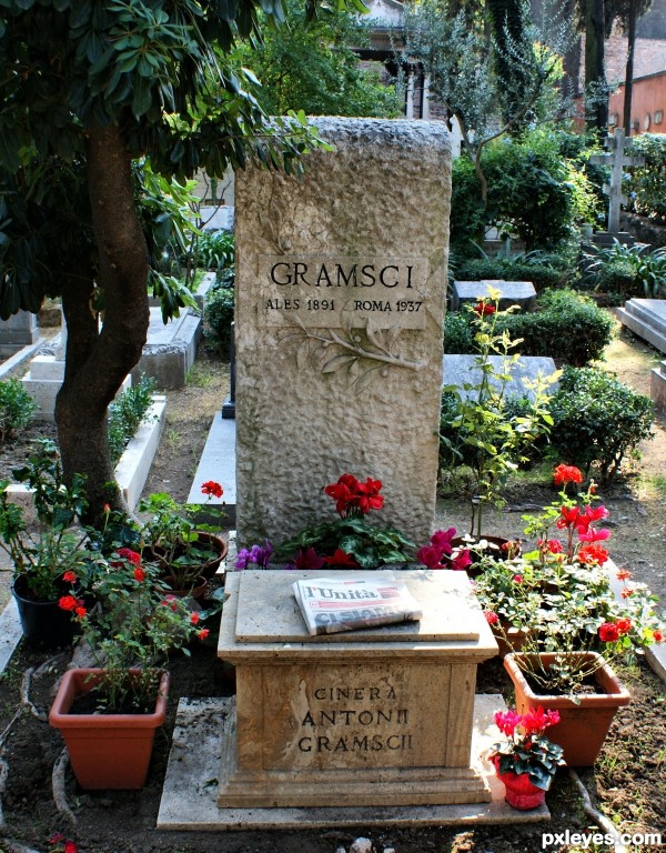 Gramsci tomb