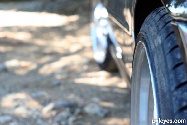 Low-profile tire
